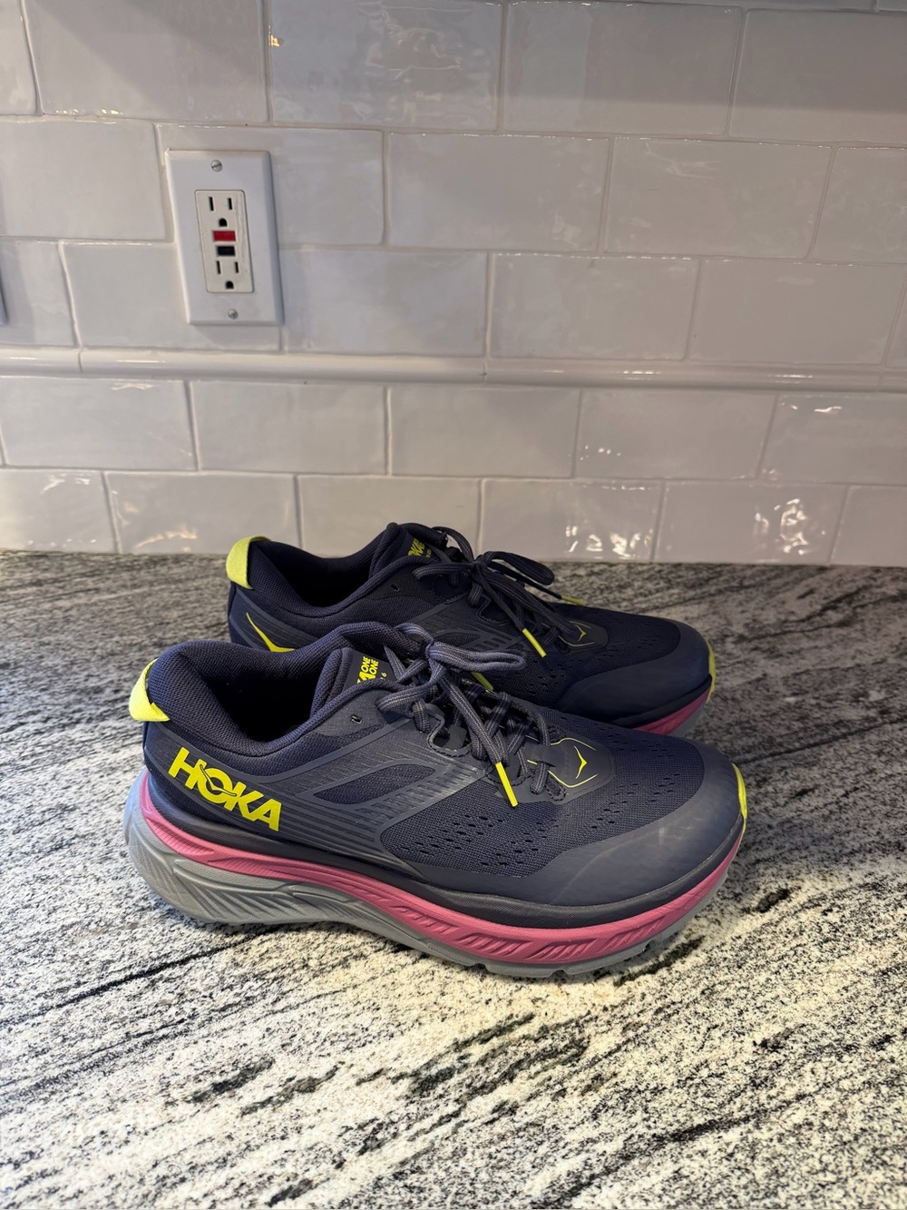 Women’s Hoka Stinson ATR 6 Size 10.5